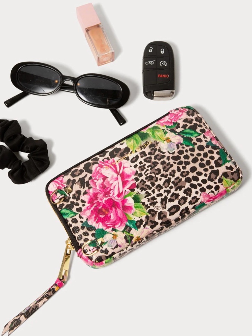 🐆🌸 Bandolier Expanded Pouch in Ceci Cheetah Gold